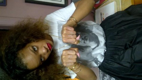 Exclusive Look: @Rihanna Gets Thug Life Tattooed On Her Hands and States RIHpac Back (Video + Pics)