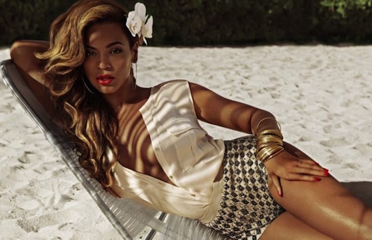 Beyoncé In H&M Swimwear beyonce_handm_00