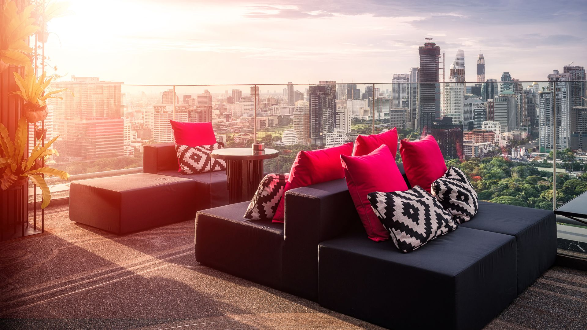 The Benefits of Adding a Rooftop Deck to Your Office