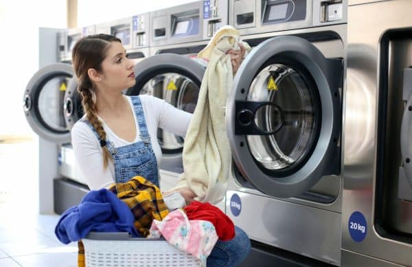 Benefits of Using a Laundromat